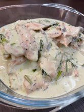 Load image into Gallery viewer, (PP23) BAKED NORWEGIAN SALMON in garlic butter cream sauce