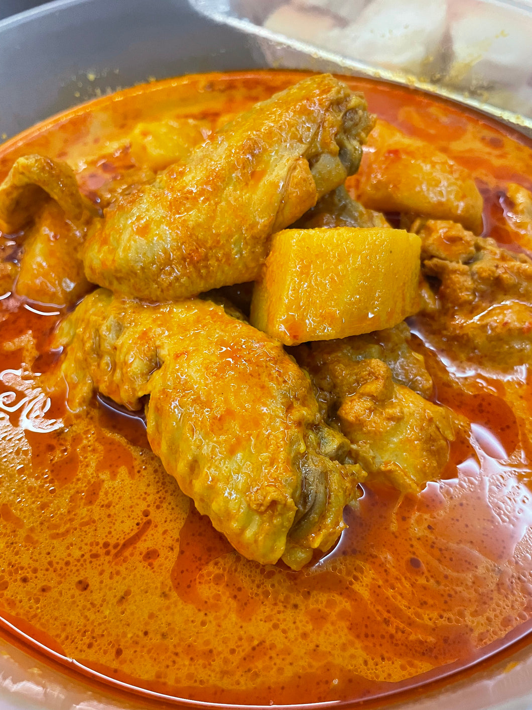 (PP12) Nyonya Curry Chicken with Baguettes