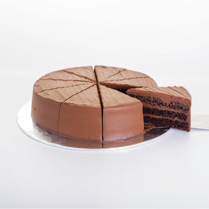 (A-C11) Deluxe Chocolate Fudge Cake
