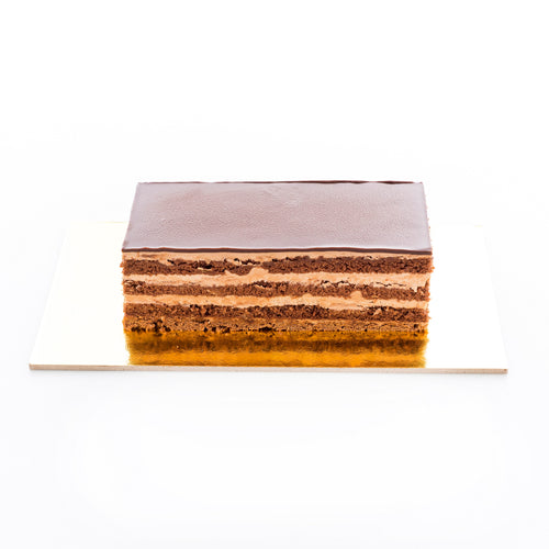 (CB01) Hazelnut Crunch Bar Cake (Best seller!)