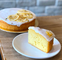 Load image into Gallery viewer, (7-inch) Lemon Yoghurt Cake (No Butter)