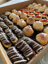 Load image into Gallery viewer, (SW02) 48PC OF ASSORTED MINI PASTRIES (Set A)